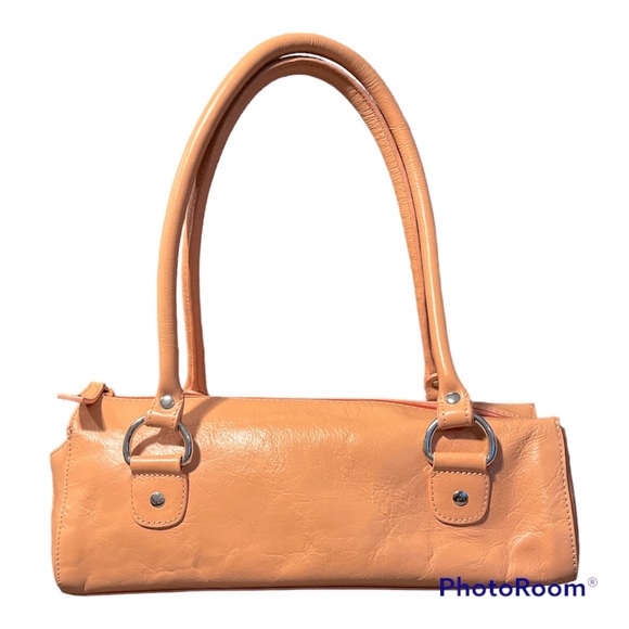 Kenneth Cole Peach Leather Tote Handbag Satchel EUC. - Picture 2 of 10